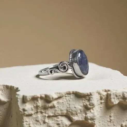 Bague Sylvestre Saphir – Sagesse, Concentration & Clarté Mentale