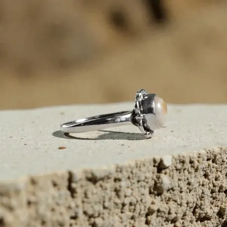 Bague Célia Perle – Intuition, Douceur & Féminin Sacré