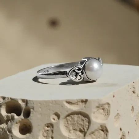 Bague Séréna Perle – Intuition, Douceur & Féminin Sacré