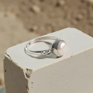 Bague Silwen Perle – Intuition, Douceur & Féminin Sacré