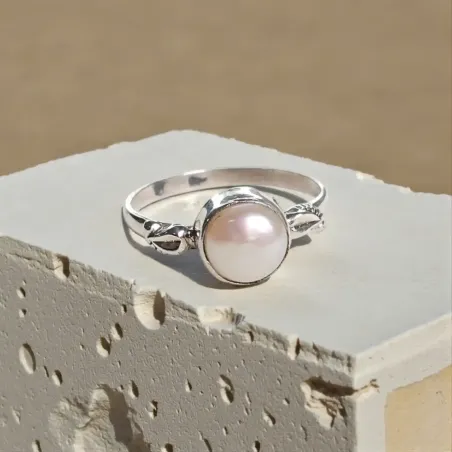 Bague Silwen Perle – Intuition, Douceur & Féminin Sacré