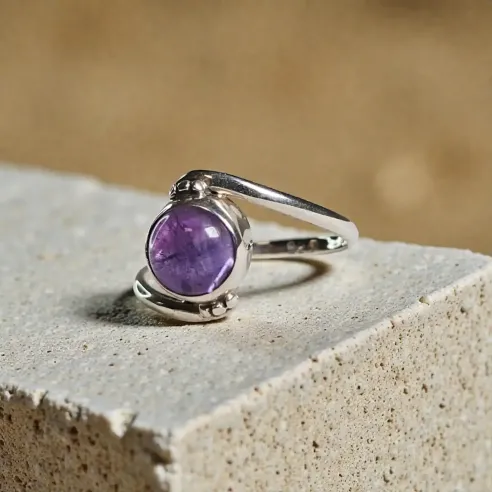 Bague Cléo Améthyste – Intuition & Sérénité Émotionnelle