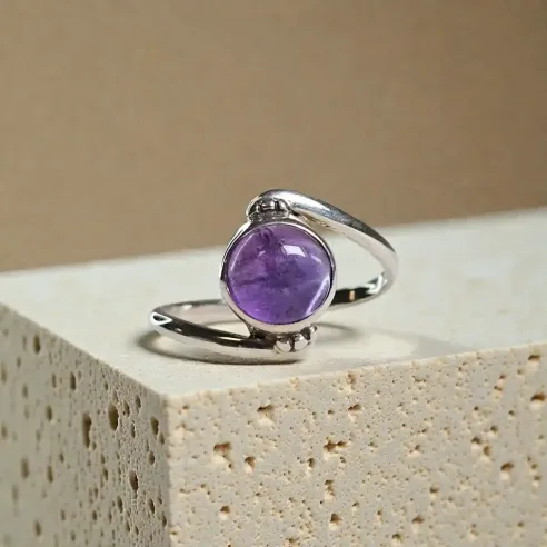 Bague Cléo Améthyste – Intuition & Sérénité Émotionnelle