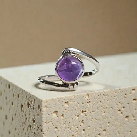 Bague Cléo Améthyste – Intuition & Sérénité Émotionnelle