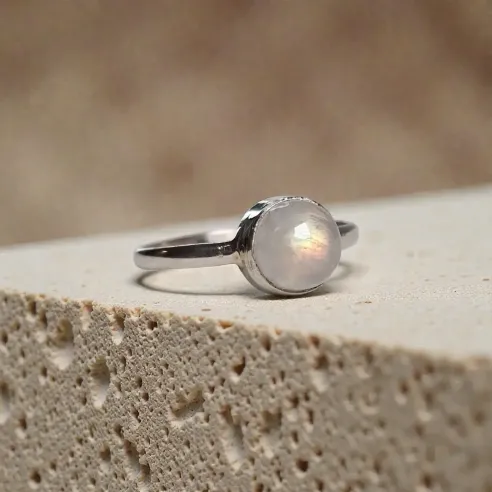 Bague Evy Pierre de Lune – Intuition & Féminin Sacré