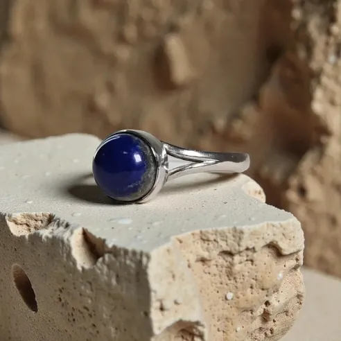 Bague Julia Lapis Lazuli – Intuition, Vérité & Élégance
