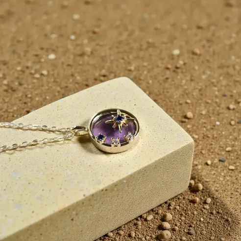 Collier Étoile en Argent Plaqué Or et Améthyste – Élégance & Mystère