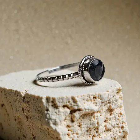 Bague Nimé Saphir – Sagesse, Concentration & Clarté Mentale