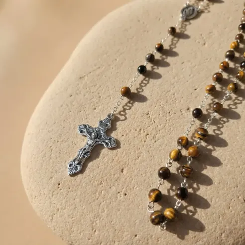 Chapelet en Oeil de tigre - Croix et médaille vierge marie