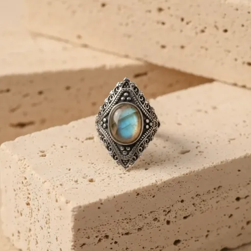 Bague Lorien Labradorite argent - Protection & Élégance