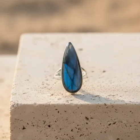 Bague Labradorite Goutte d’Aurore – Pierre allongée argent