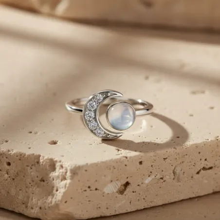 Bague Aiyana Pierre de Lune & Lune Argent – Lunaire Intuitif