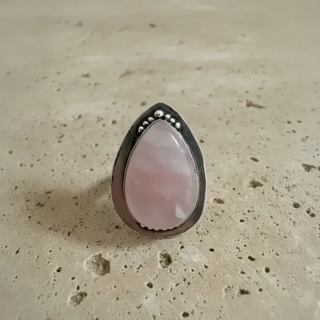 Bague Elenya Quartz Rose Goutte & Argent – Douceur du Cœur