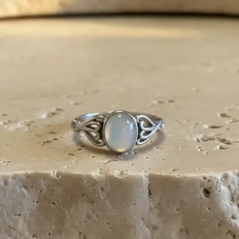 Bague Aeris Pierre de Lune – Bague intuition & féminin