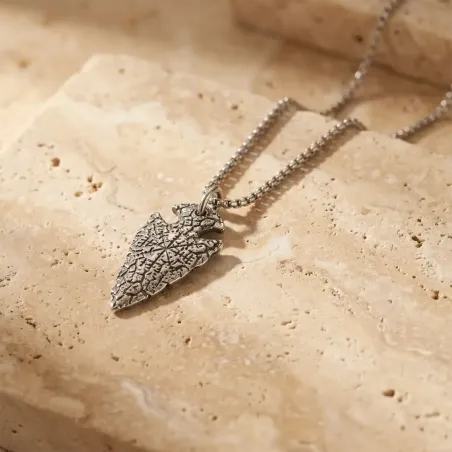 Collier Rune Viking – Pointe de Flèche & Vegvísir Gravé