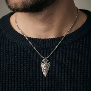 Collier Rune Viking – Pointe de Flèche & Vegvísir Gravé