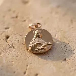 Médaille Sainte Thérèse Dorée – Protection & Harmonie