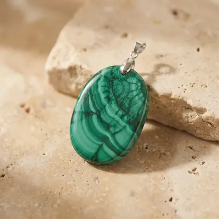 Pendentif Malachite Nyra – Guérison & Ancrage Intérieur