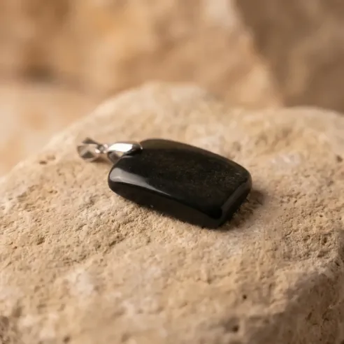 Pendentif Obsidienne Dorée Zorah – Éveil Intérieur